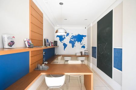 Apartamento à venda com 49m², 2 quartos e 1 vaga Apartamento à venda com 49m², 2 quartos e 1 vagaCoworking