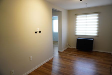 Sala de apartamento para alugar com 2 quartos, 44m² em Jardim Boer I, Americana
