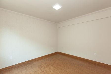 Apartamento para alugar com 70m², 2 quartos e 1 vaga