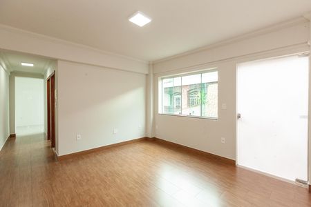 Apartamento para alugar com 70m², 2 quartos e 1 vaga