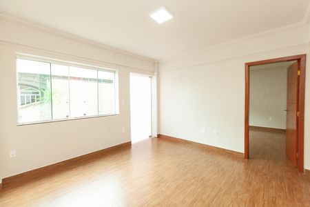 Apartamento para alugar com 2 quartos, 70m² em Novo Santa Cecília, Belo Horizonte