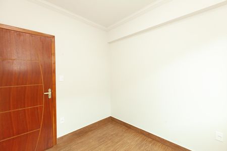 Apartamento para alugar com 70m², 2 quartos e 1 vaga