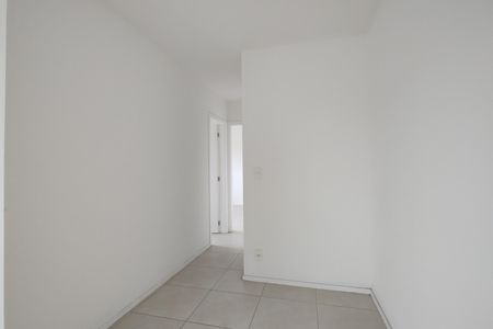 Sala de apartamento para alugar com 2 quartos, 59m² em Taquara, Rio de Janeiro