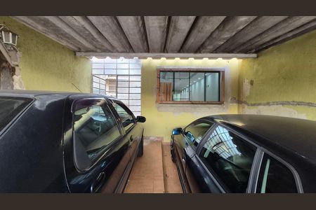 Casa à venda com 100m², 2 quartos e 2 vagasGaragem 