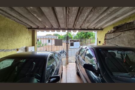 Casa à venda com 100m², 2 quartos e 2 vagasGaragem 