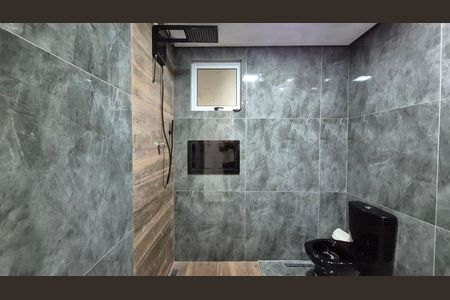 Casa à venda com 100m², 2 quartos e 2 vagasBanheiro 