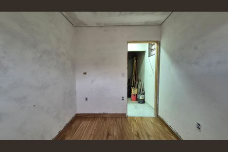 Casa à venda com 100m², 2 quartos e 2 vagasQuarto 3