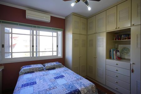Casa para alugar com 249m², 4 quartos e 2 vagas Casa para alugar com 249m², 4 quartos e 2 vagasQuarto 2