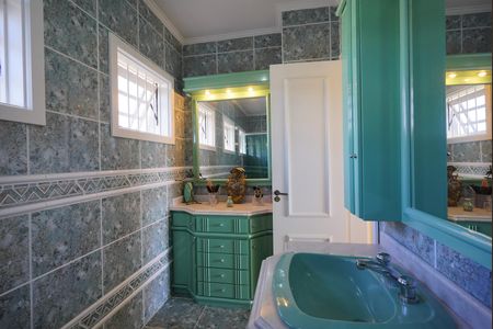 Casa para alugar com 249m², 4 quartos e 2 vagas