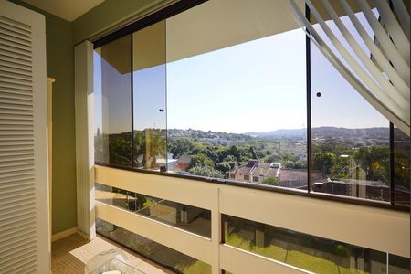 Casa para alugar com 249m², 4 quartos e 2 vagas Casa para alugar com 249m², 4 quartos e 2 vagasVaranda da Suite