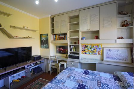 Casa para alugar com 249m², 4 quartos e 2 vagas Casa para alugar com 249m², 4 quartos e 2 vagasQuarto 2