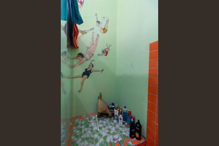 Casa para alugar com 69m², 2 quartos e 1 vaga Casa para alugar com 69m², 2 quartos e 1 vagaBanheiro