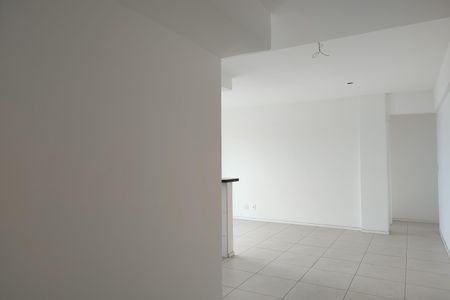 Sala de apartamento à venda com 2 quartos, 60m² em Taquara, Rio de Janeiro