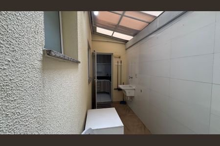 Apartamento para alugar com 71m², 3 quartos e 1 vagaQuarto 1 Vista