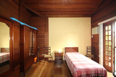 Casa à venda com 320m², 4 quartos e 4 vagasQuarto 2