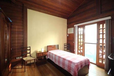 Casa à venda com 320m², 4 quartos e 4 vagasQuarto 2