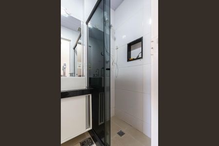 Apartamento para alugar com 70m², 2 quartos e 2 vagasBanheiro Suíte
