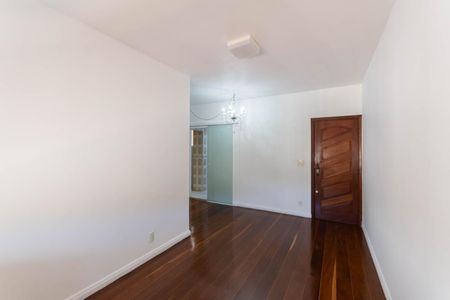 Apartamento para alugar com 70m², 2 quartos e 2 vagasSala