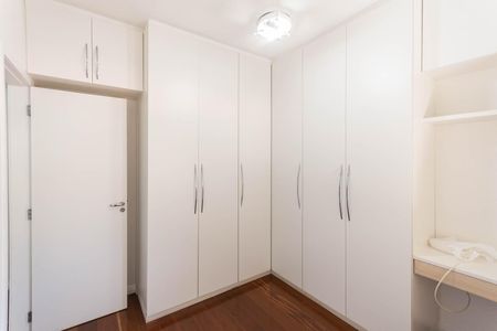Apartamento para alugar com 70m², 2 quartos e 2 vagasQuarto