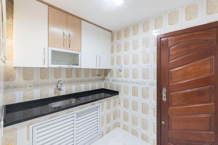 Apartamento para alugar com 70m², 2 quartos e 2 vagasCozinha