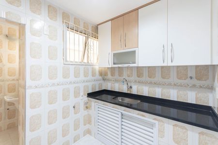 Apartamento para alugar com 70m², 2 quartos e 2 vagasCozinha