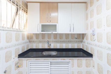 Apartamento para alugar com 70m², 2 quartos e 2 vagasCozinha