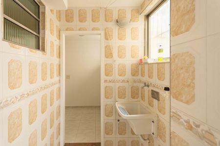 Apartamento para alugar com 70m², 2 quartos e 2 vagasÁrea de Serviço