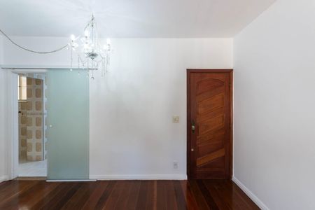 Sala de apartamento para alugar com 2 quartos, 70m² em Tijuca, Rio de Janeiro