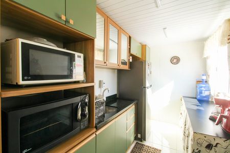 Casa à venda com 100m², 4 quartos e 2 vagas Casa à venda com 100m², 4 quartos e 2 vagasCozinha