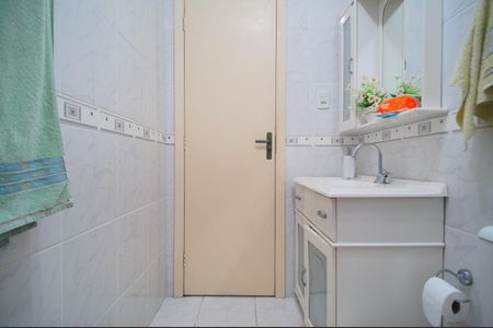 Casa à venda com 173m², 3 quartos e 3 vagasBanheiro