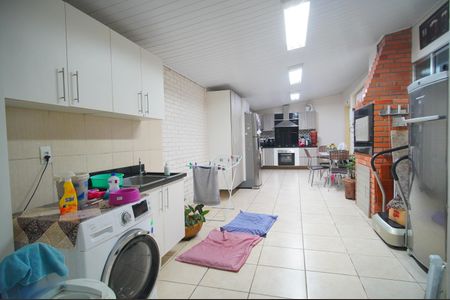 Casa à venda com 173m², 3 quartos e 3 vagasÁrea de Serviço