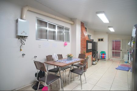 Casa à venda com 173m², 3 quartos e 3 vagascozinha