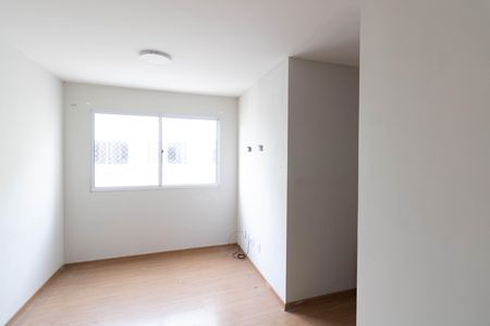 Sala de apartamento para alugar com 2 quartos, 40m² em Santa Cruz, Rio de Janeiro