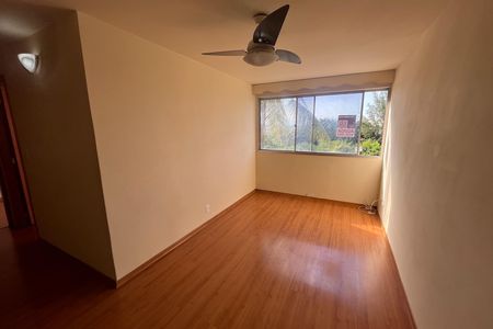 Sala de apartamento para alugar com 2 quartos, 48m² em Colégio, Rio de Janeiro