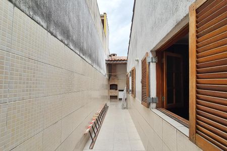 Casa para alugar com 200m², 2 quartos e 3 vagascorredor