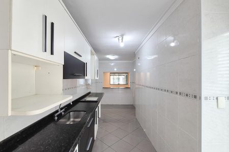 Casa para alugar com 200m², 2 quartos e 3 vagasCozinha