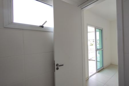 Apartamento para alugar com 63m², 2 quartos e 1 vaga Apartamento para alugar com 63m², 2 quartos e 1 vagaBanheiro da Suíte