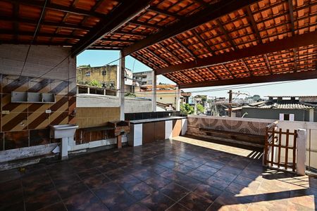 Casa para alugar com 240m², 3 quartos e 1 vagaÁrea de Serviço 
