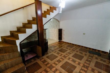 Sala de casa para alugar com 3 quartos, 240m² em Jardim Paris, São Paulo