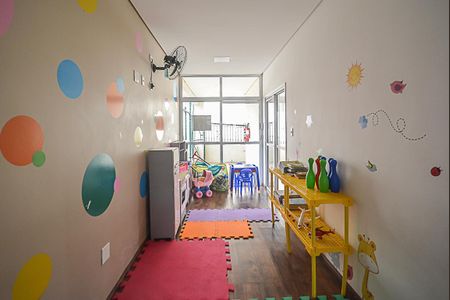 Casa de condomínio para alugar com 97m², 3 quartos e 2 vagasBrinquedoteca