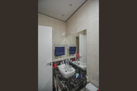 Casa de condomínio para alugar com 97m², 3 quartos e 2 vagasBanheiro da Suíte