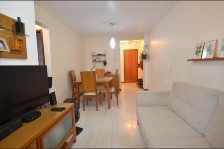 Sala de apartamento à venda com 2 quartos, 55m² em Jardim Sulacap, Rio de Janeiro