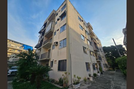 Apartamento à venda com 55m², 2 quartos e 1 vaga Apartamento à venda com 55m², 2 quartos e 1 vagaFachada do bloco