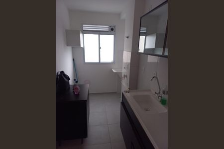 Cozinha de apartamento para alugar com 2 quartos, 44m² em Vila Satúrnia, Campinas