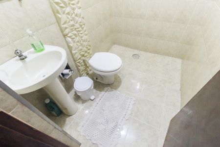 Casa à venda com 125m², 4 quartos e 2 vagasBanheiro Social 2
