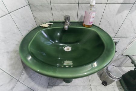 Casa à venda com 125m², 4 quartos e 2 vagasBanheiro Social