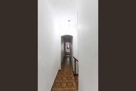Casa à venda com 125m², 4 quartos e 2 vagasCorredor