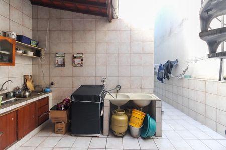 Casa à venda com 125m², 4 quartos e 2 vagasÁrea de Serviço - Churrasqueira