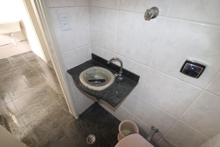 Apartamento à venda com 74m², 3 quartos e 1 vagaÁrea de Serviço