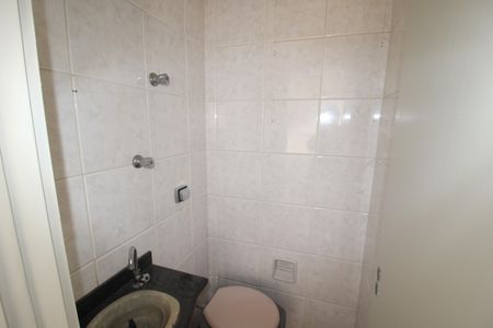 Apartamento à venda com 74m², 3 quartos e 1 vagaÁrea de Serviço